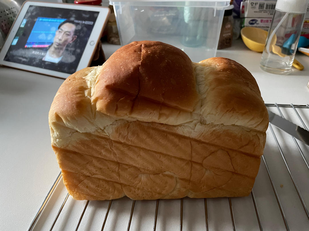 超柔牛奶棉花吐司（最详细的吐司食谱）