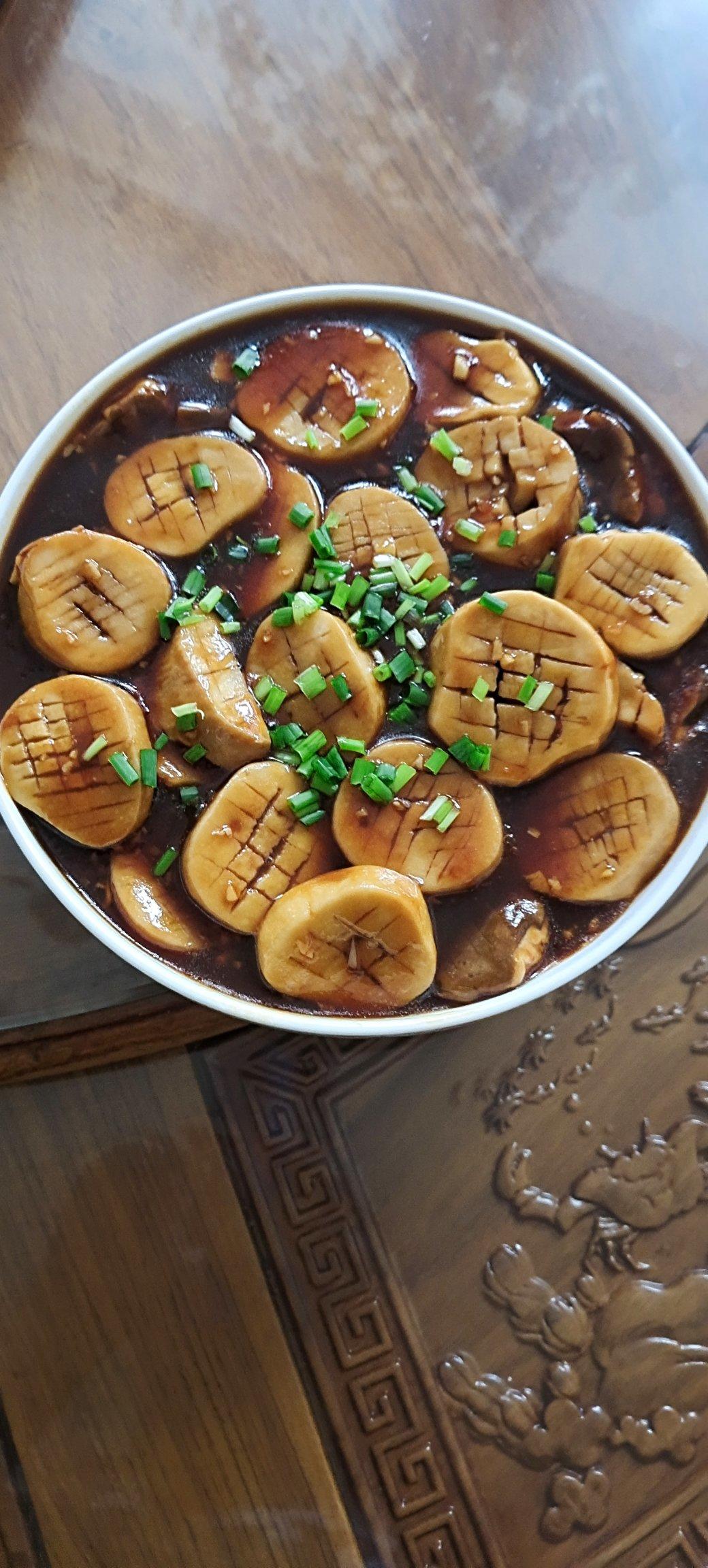 比肉还好吃的酱汁杏鲍菇，拿肉也不换。