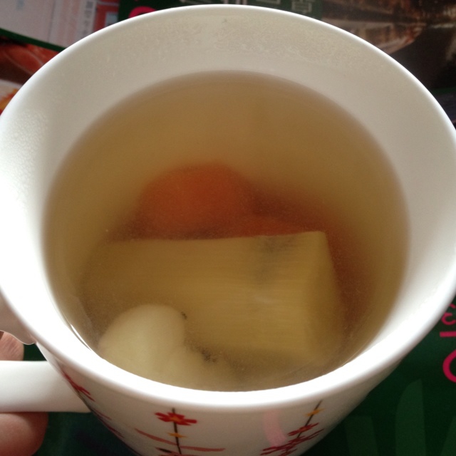 甘蔗马蹄胡萝卜糖水（竹蔗）