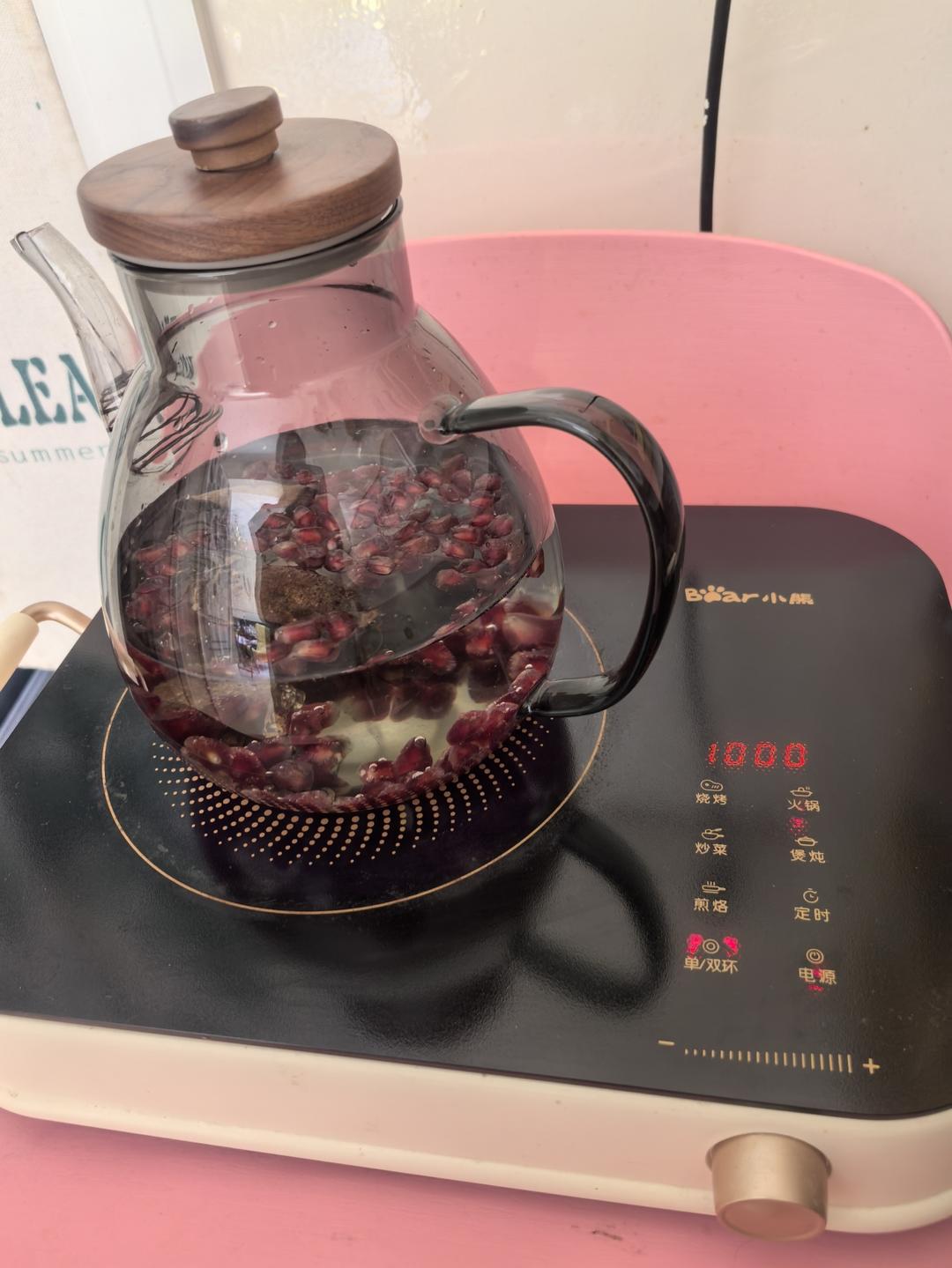 石榴煮茶的做法 步骤6