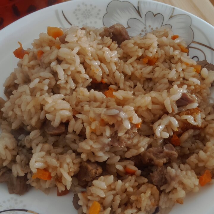 羊肉手抓饭