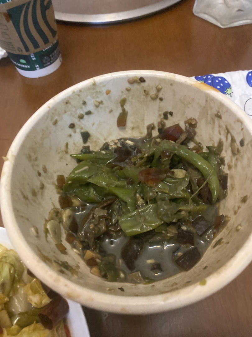 地道湘菜－皮蛋擂辣椒茄子