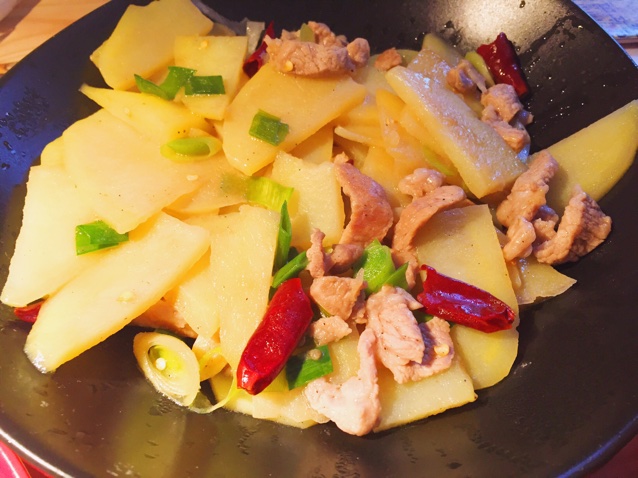 肉片土豆