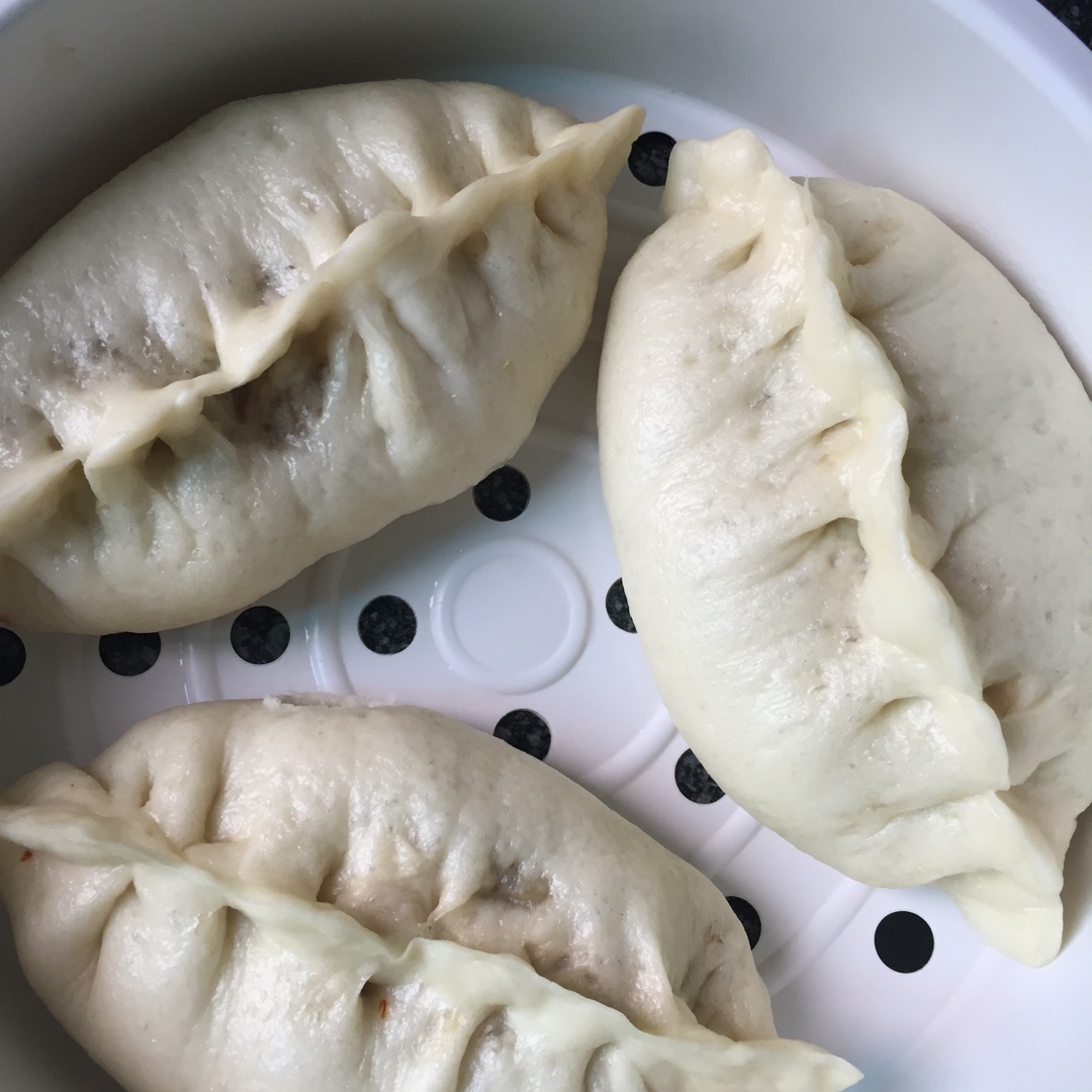 萝卜粉条麦穗包子Turnip & GlassNoodle Steamed Dumplings