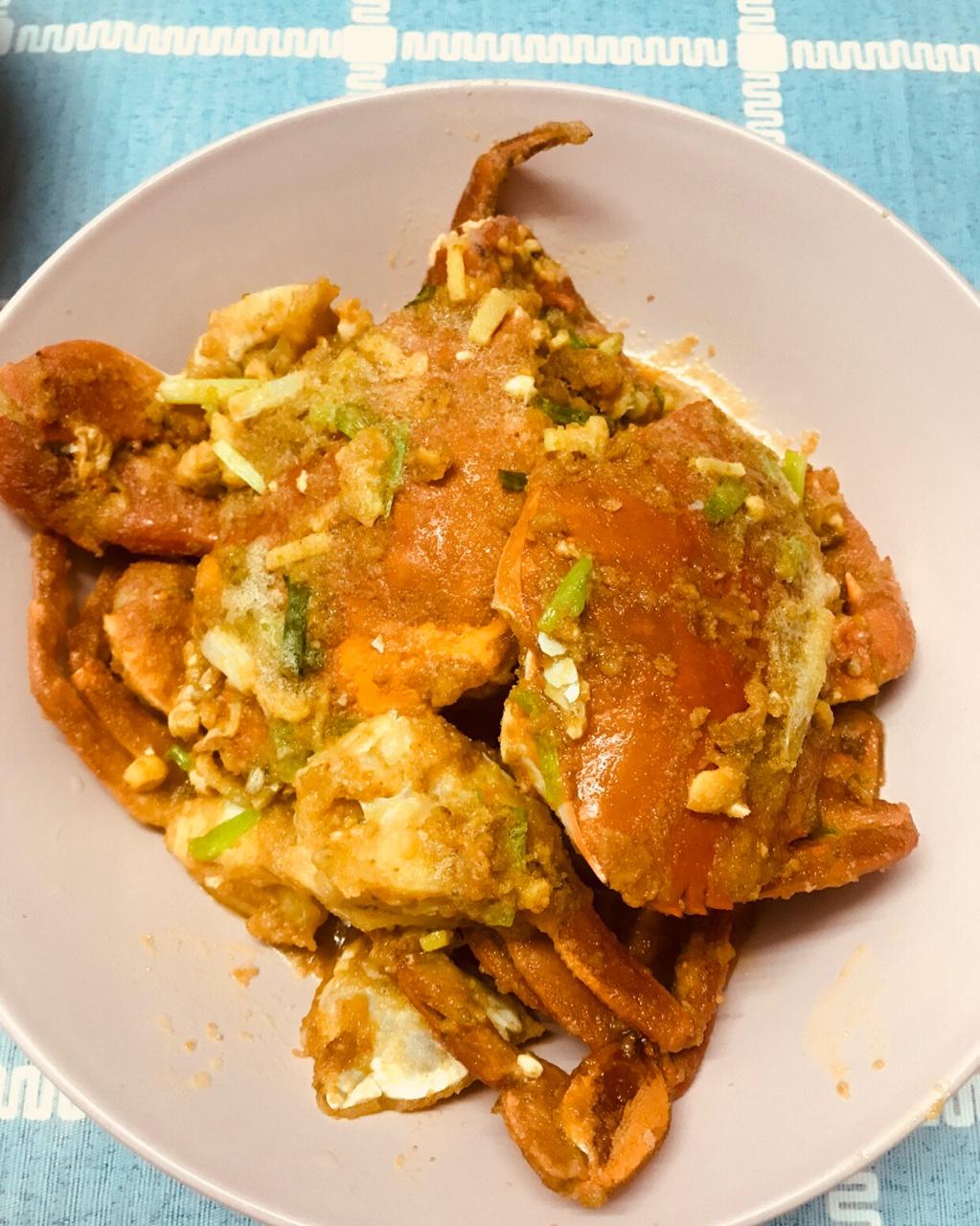 小金刚的妈咪做的咸蛋黄焗青蟹