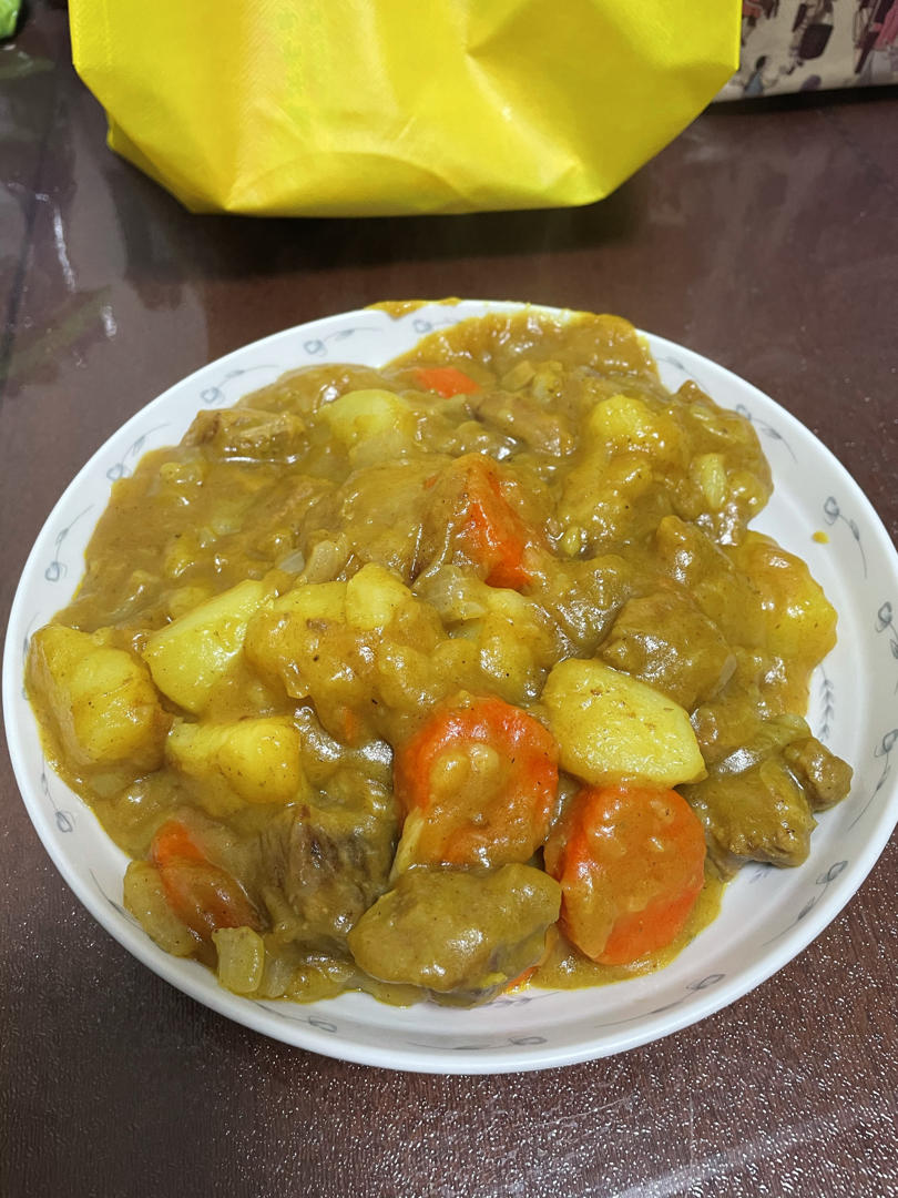 日式咖喱牛腩