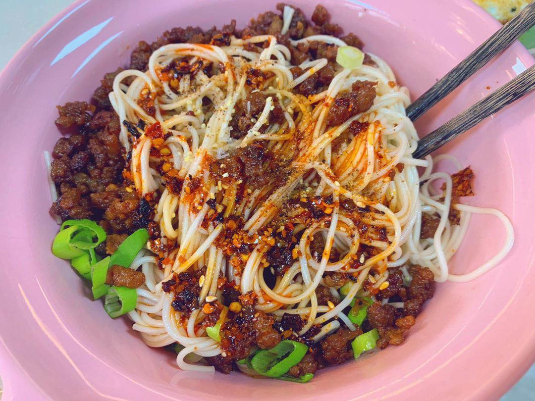 川味肉臊子辣味面