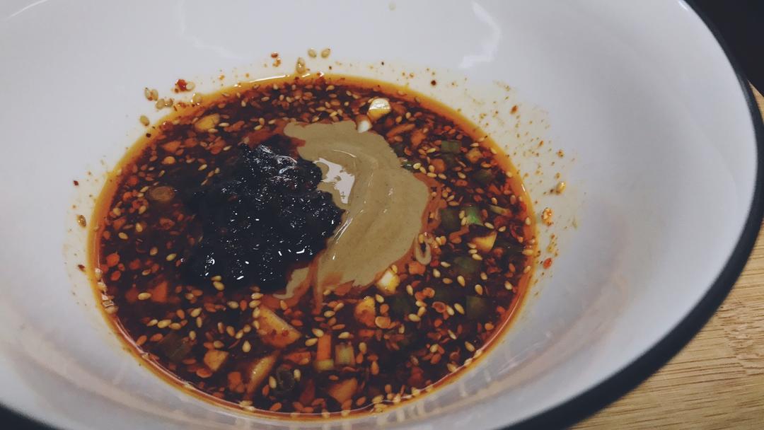 姥姥的爽口凉面！（干拌挂面）