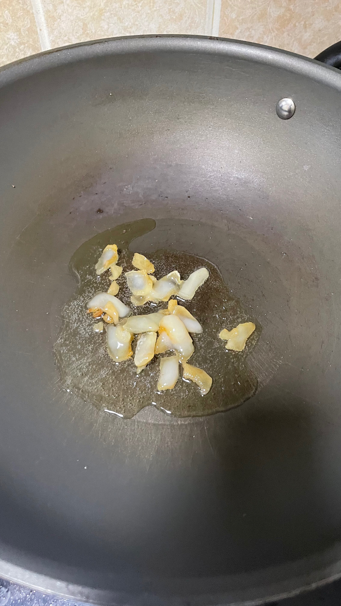土豆做菜的第n种办法——小炒土豆片的做法 步骤6
