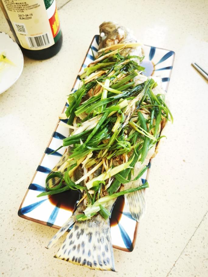 🐟零失败健康美味的清蒸鳜鱼🐟的做法
