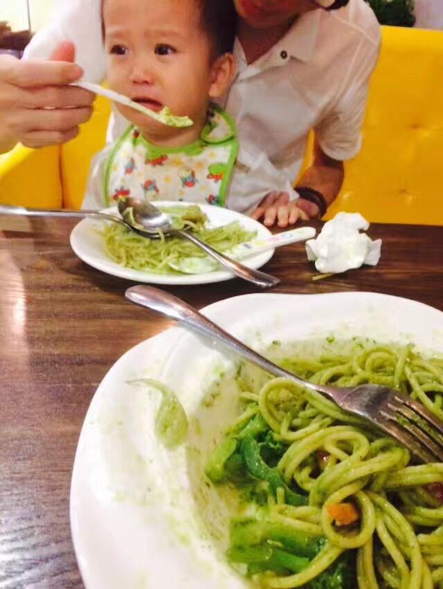 那些年薯条妈给她娃投的食