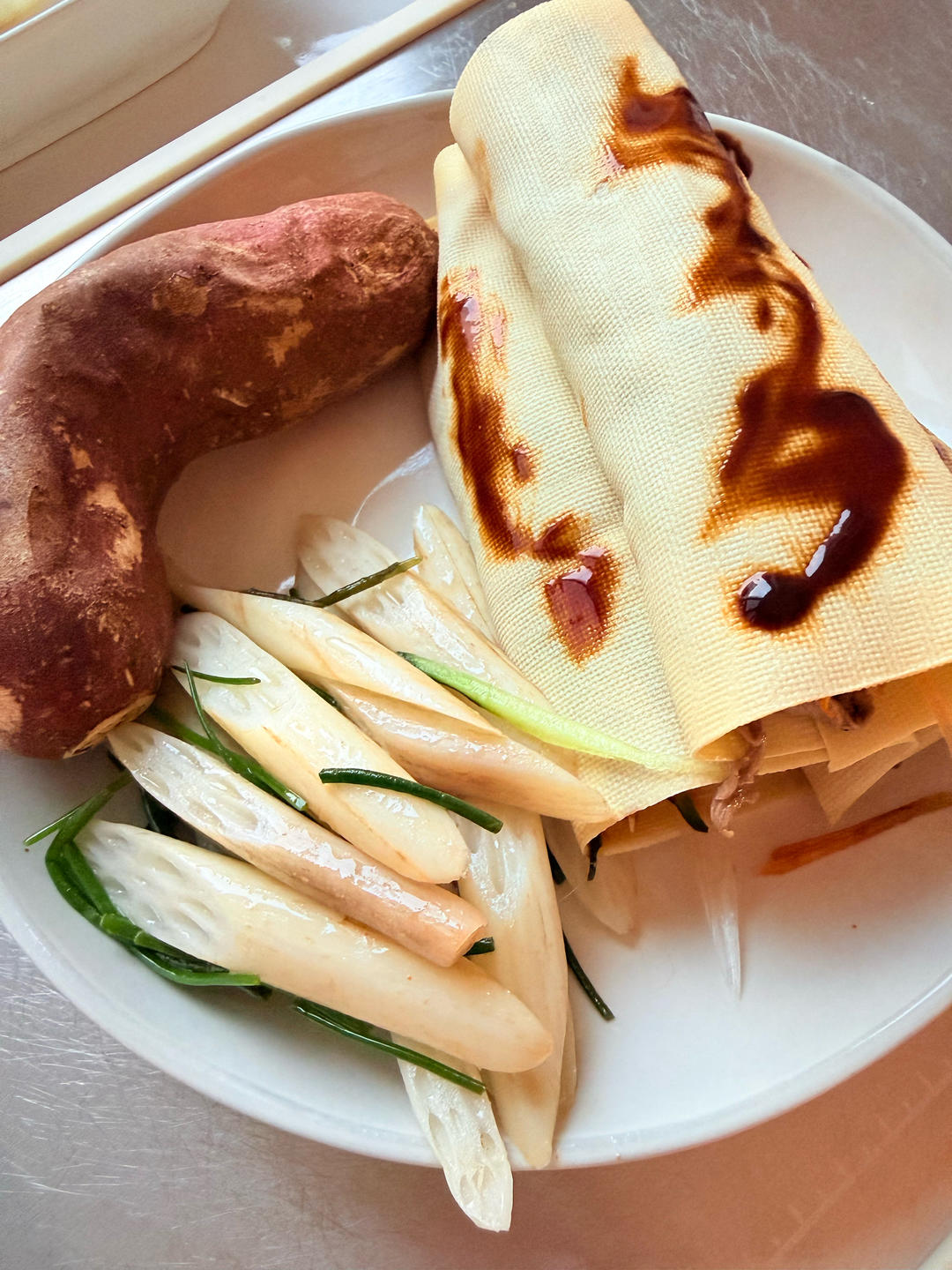 豆皮牛肉卷