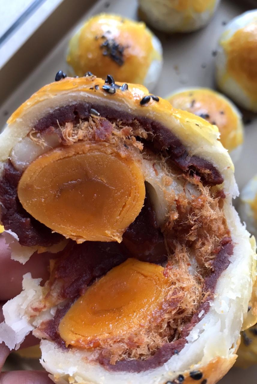 ㊙️网红麻薯肉松蛋黄酥🔥，好吃到爆‼️