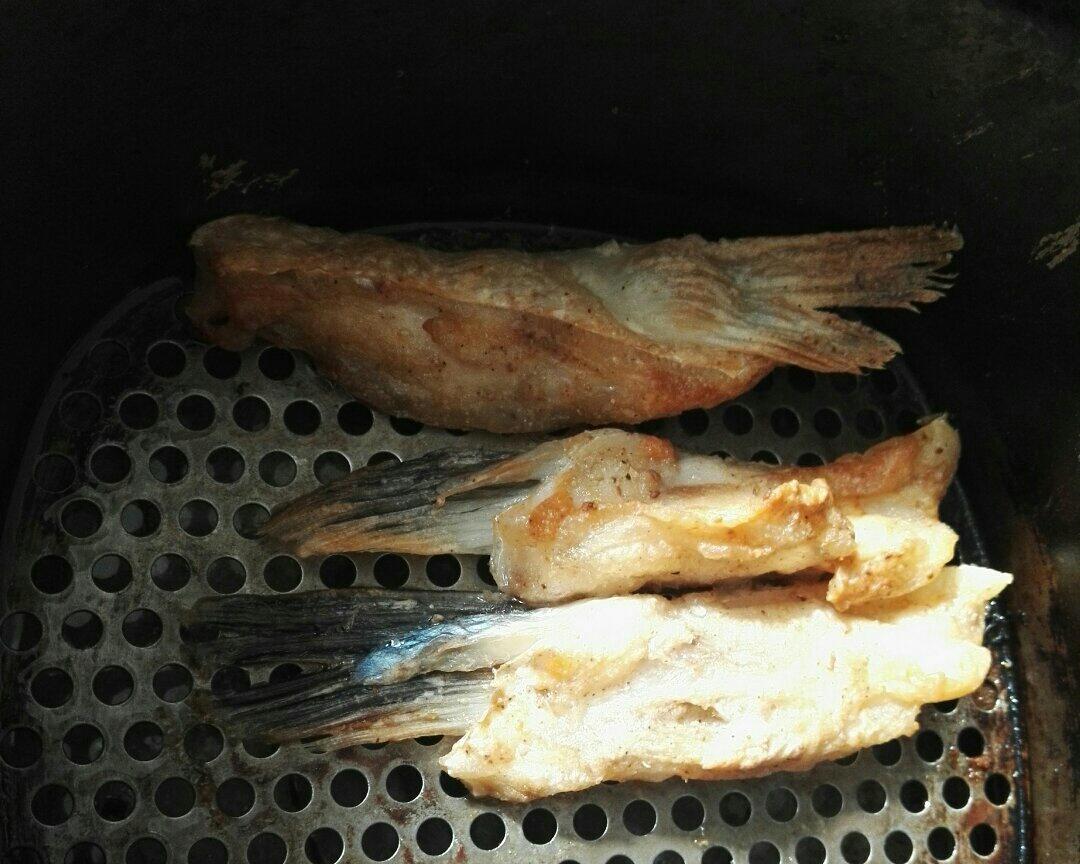 超级快手的空气炸锅三文鱼鳍的做法