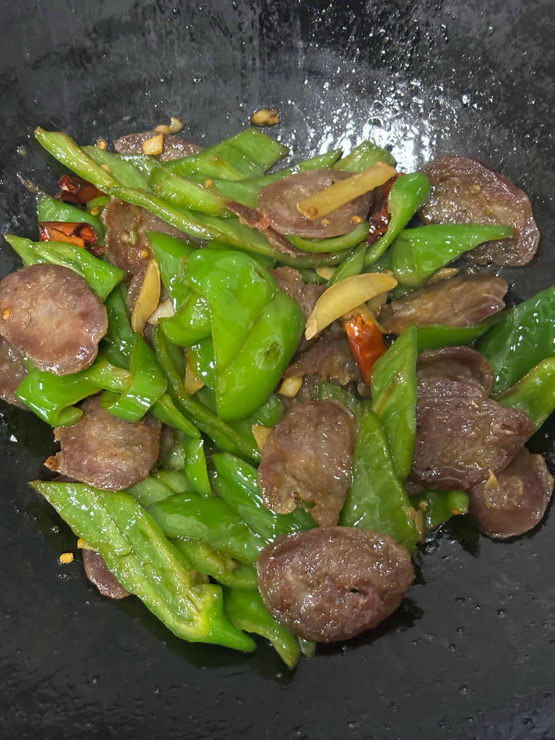 腊肠炒青椒
