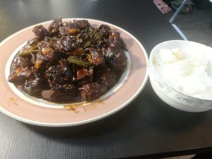 红烧排骨