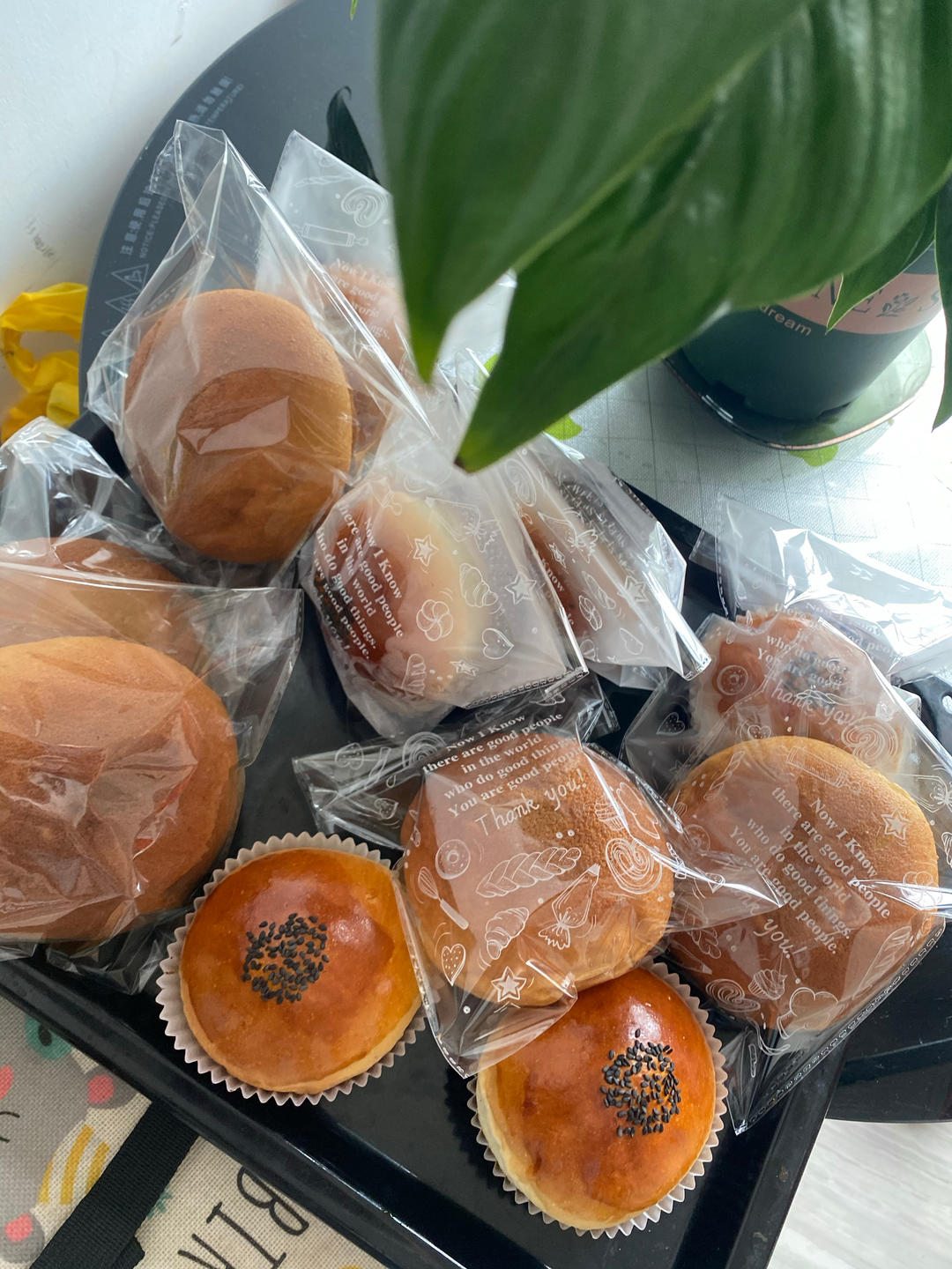 手揉面包详细贴:红豆面包