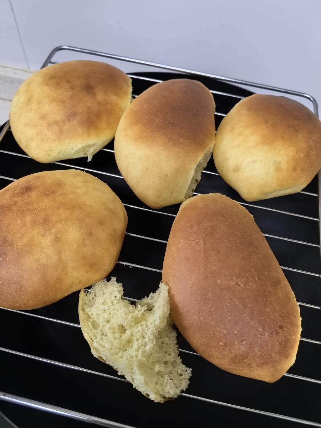 一个面团就能撑起一家店的台式面包—肉松包