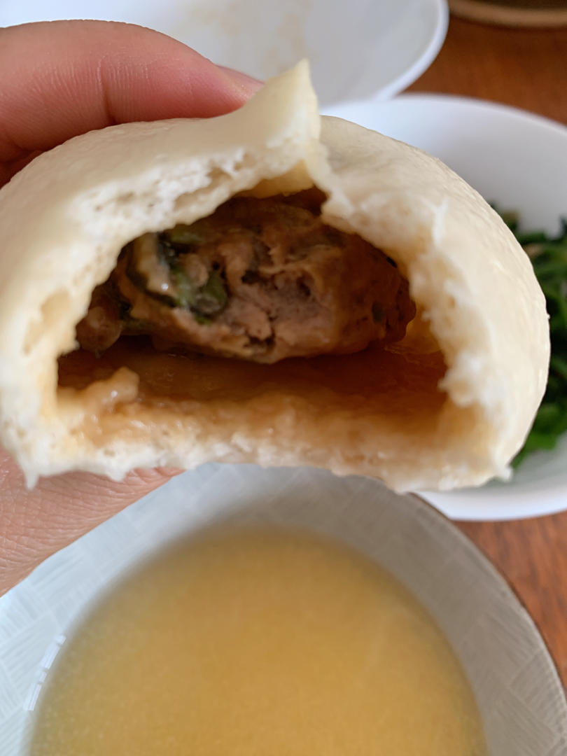 神仙配方肉包子     6个左右