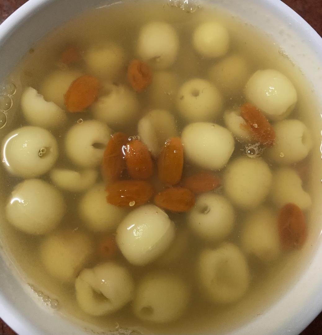鲜莲子糖水