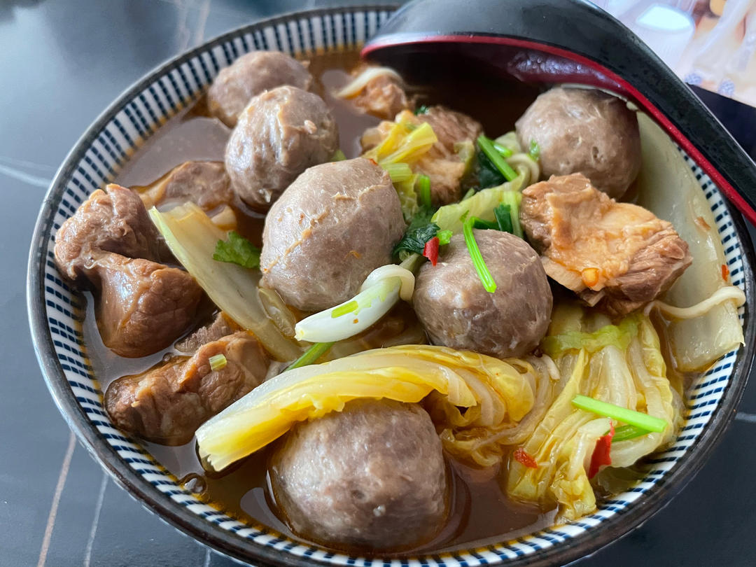 红烧排骨面