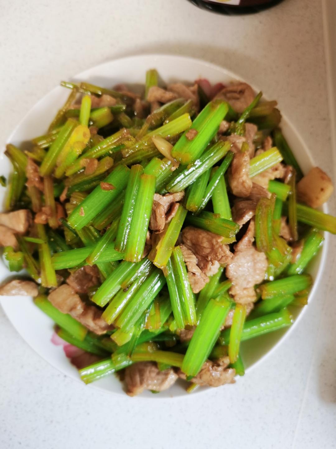 芹菜炒猪肉