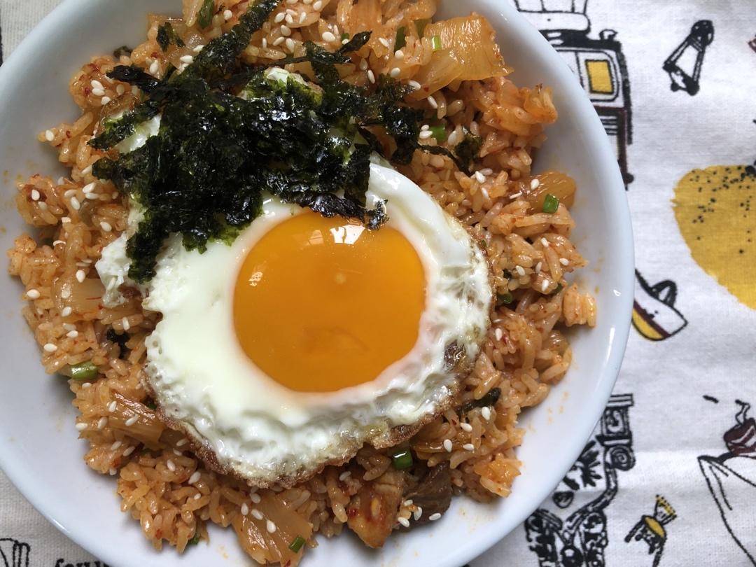 秘制泡菜炒五花肉