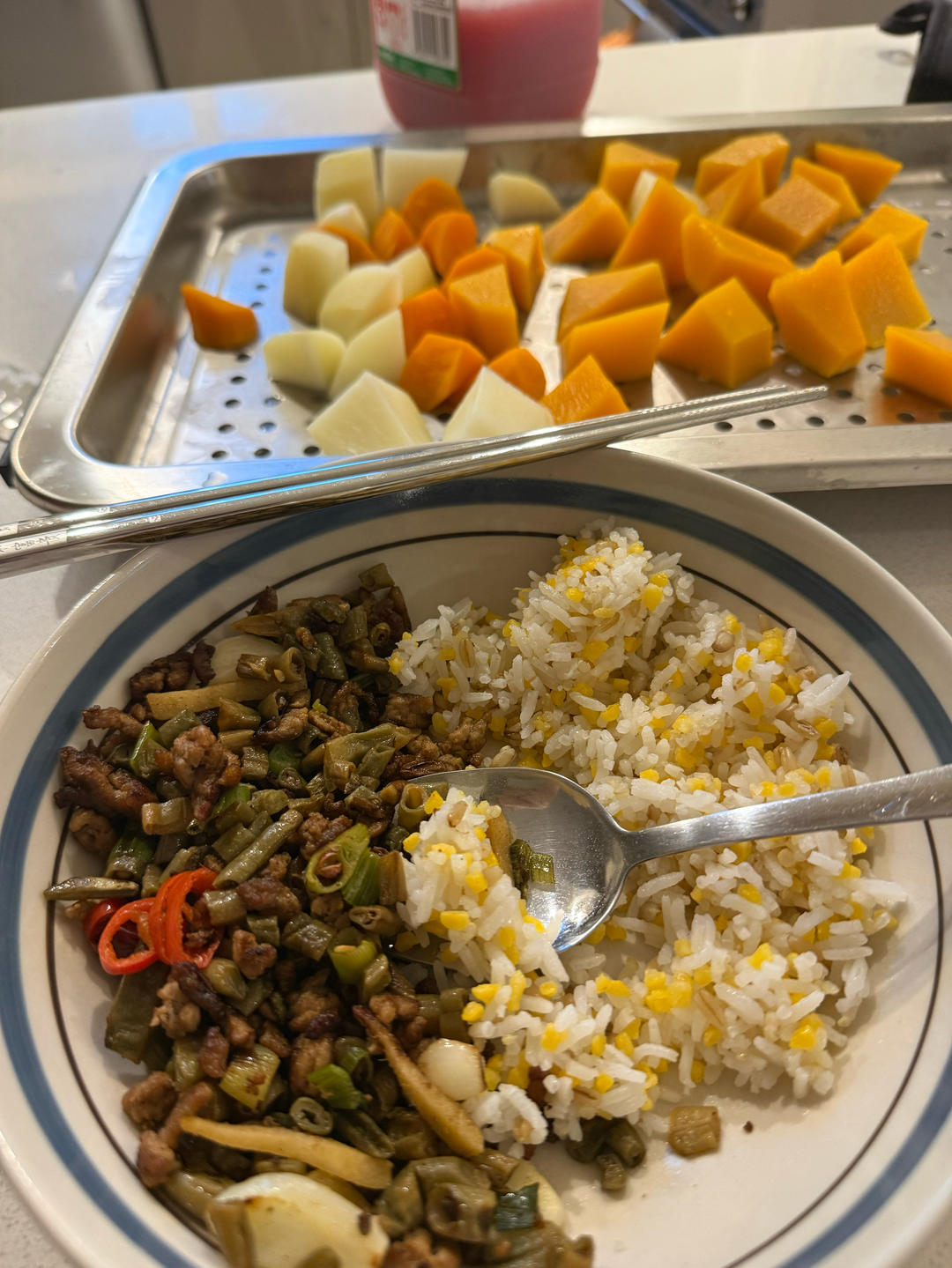 厨师长教你：“酸豆角炒肉末”的家常做法，简单易学，下饭一绝