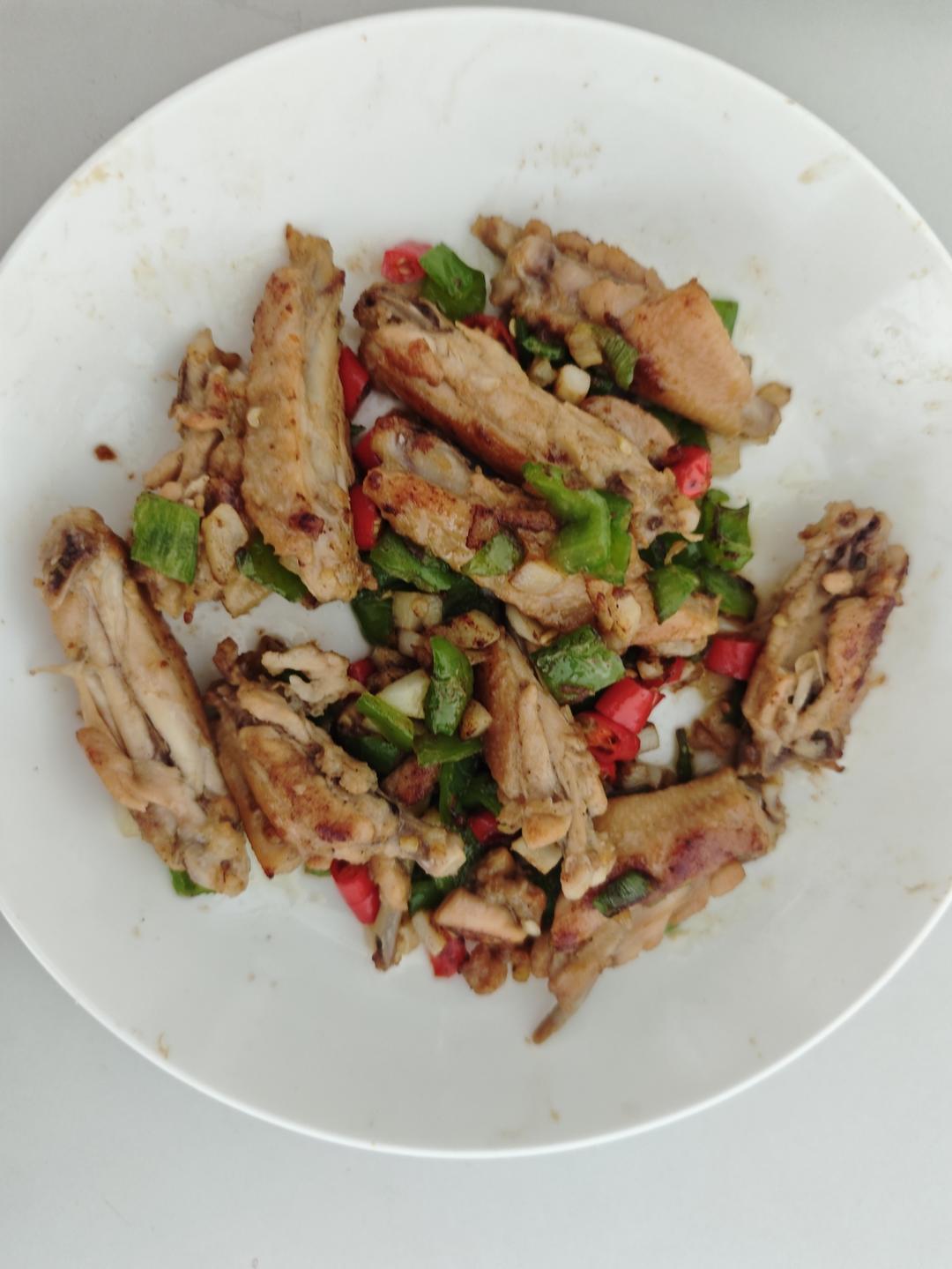 蒜香鸡翅，这才是鸡翅最好吃的做法
