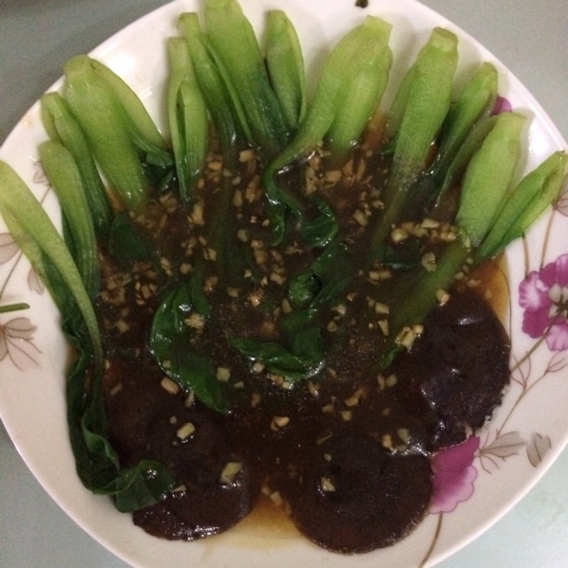 浇汁香菇油菜