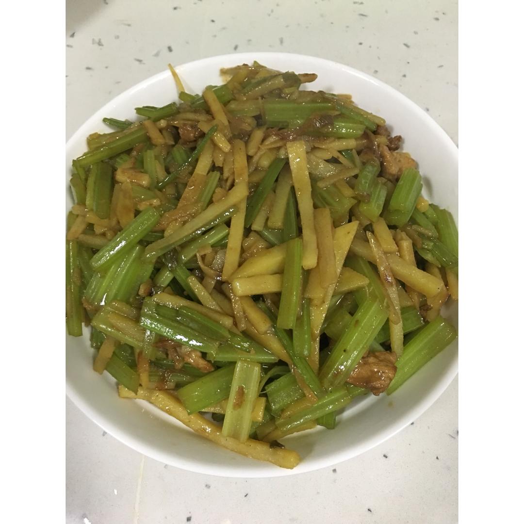 芹菜炒土豆丝