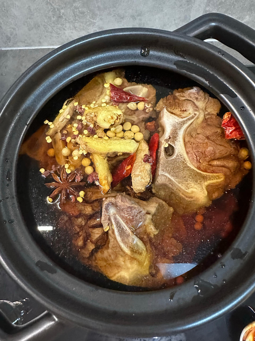 超简单懒人酱牛骨（牛蝎子.羊蝎子）酱牛肉