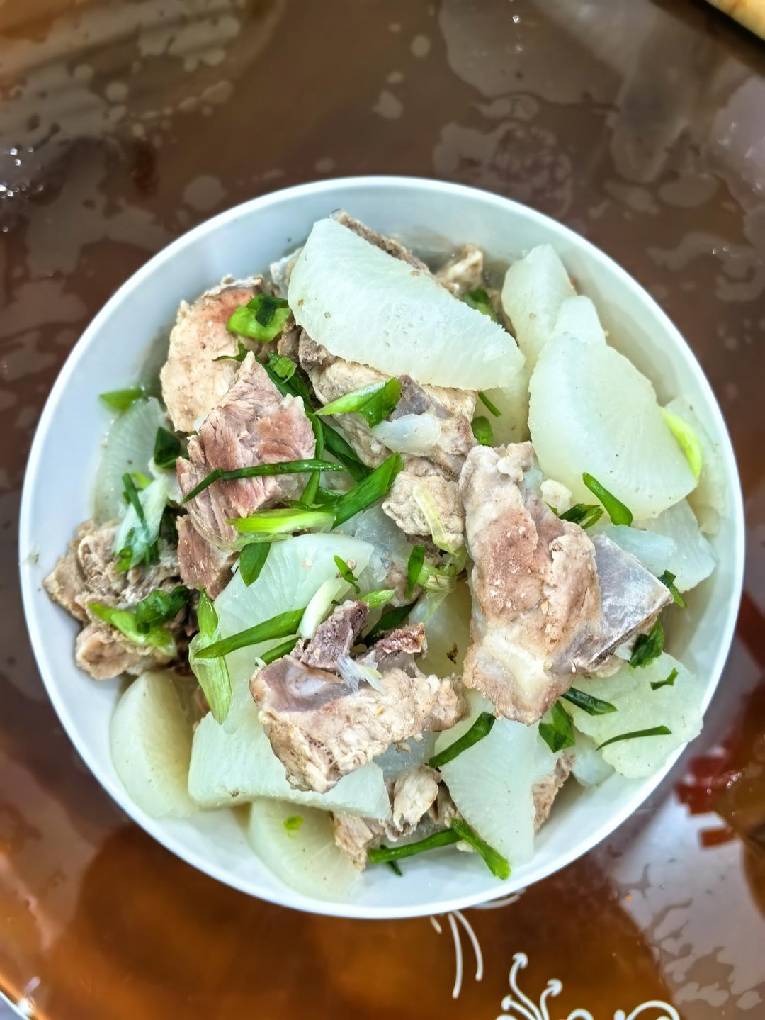 小排萝卜汤