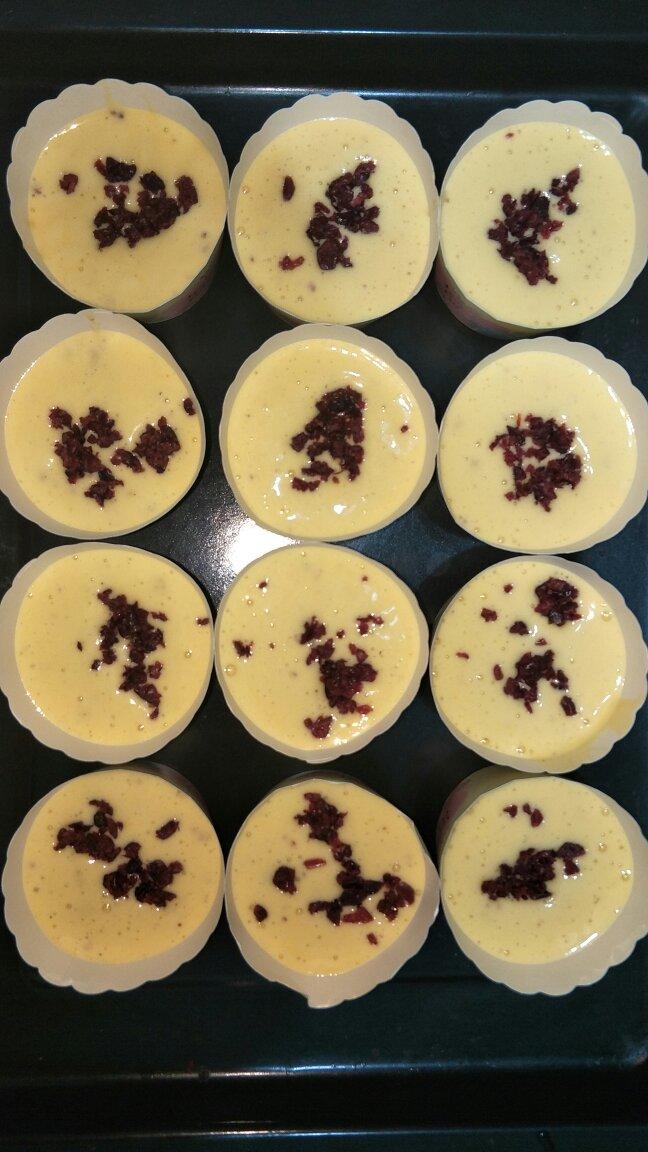 蔓越莓纸杯蛋糕