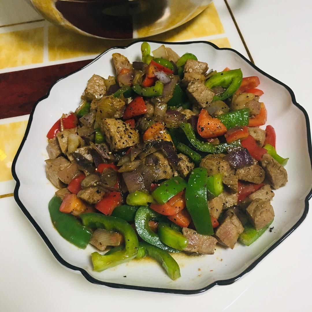 黑椒牛肉粒
