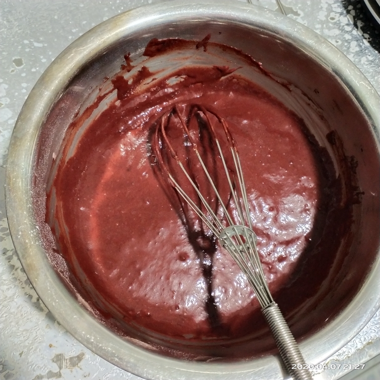 红丝绒纸杯蛋糕的做法 步骤1