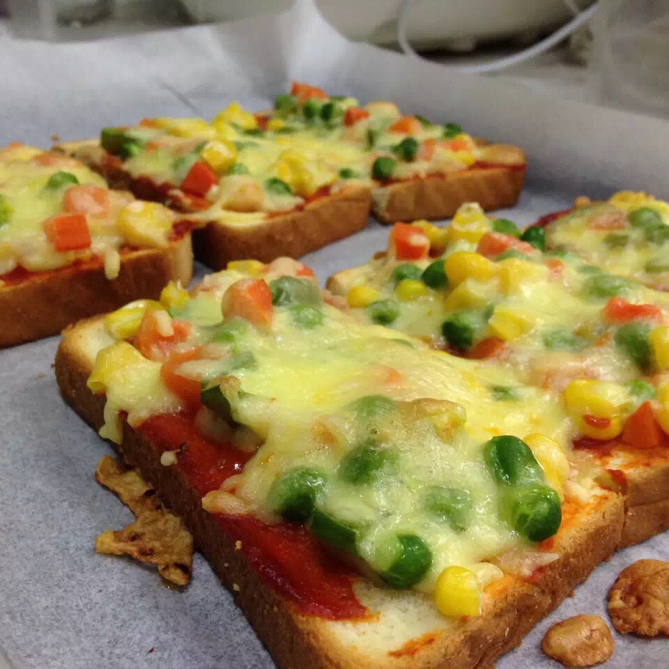 吐司培根小批萨