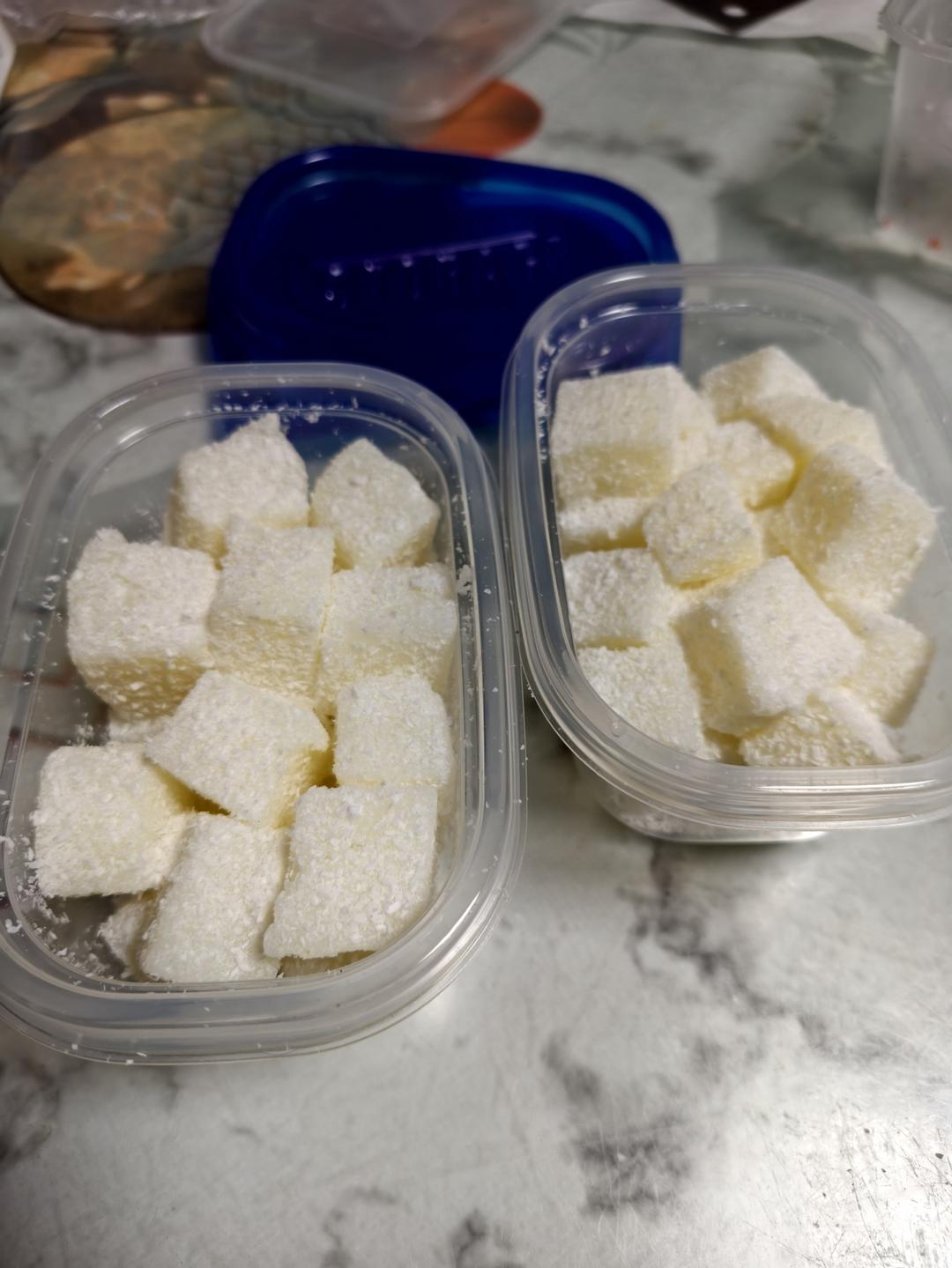 （只需4种材料)牛奶小方