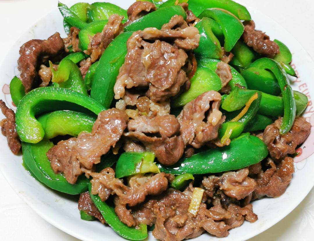 菜椒炒牛肉的做法