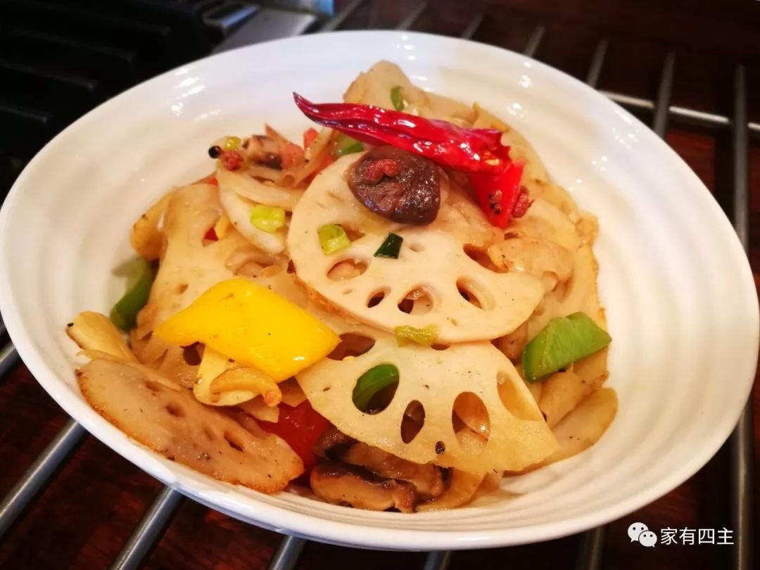 清炒莲菜