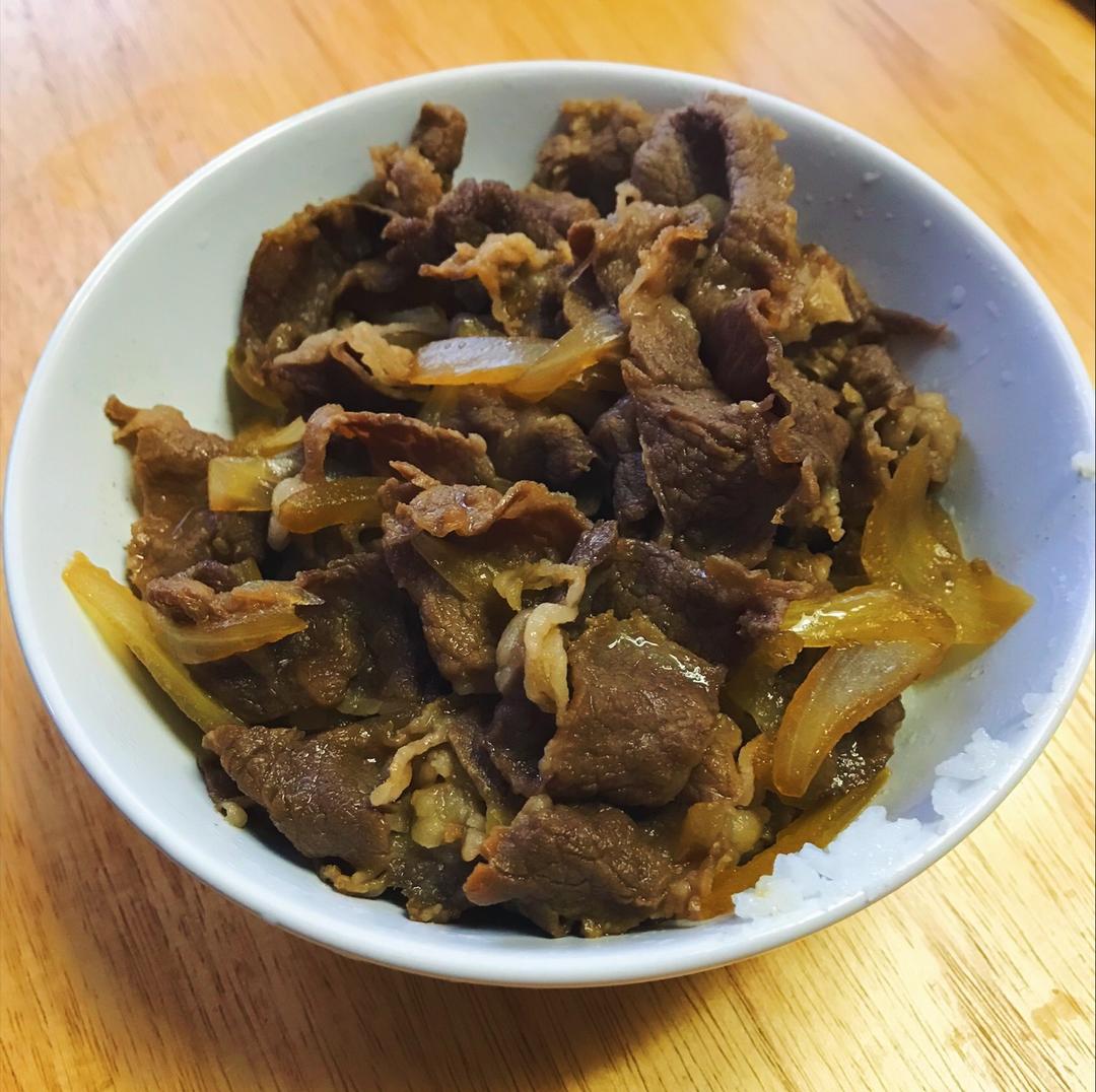 吉野家牛肉饭（牛丼）