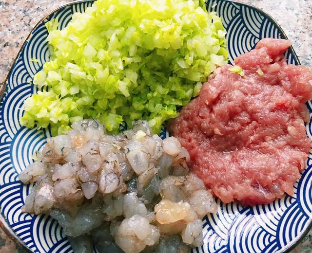 芹菜虾肉水饺