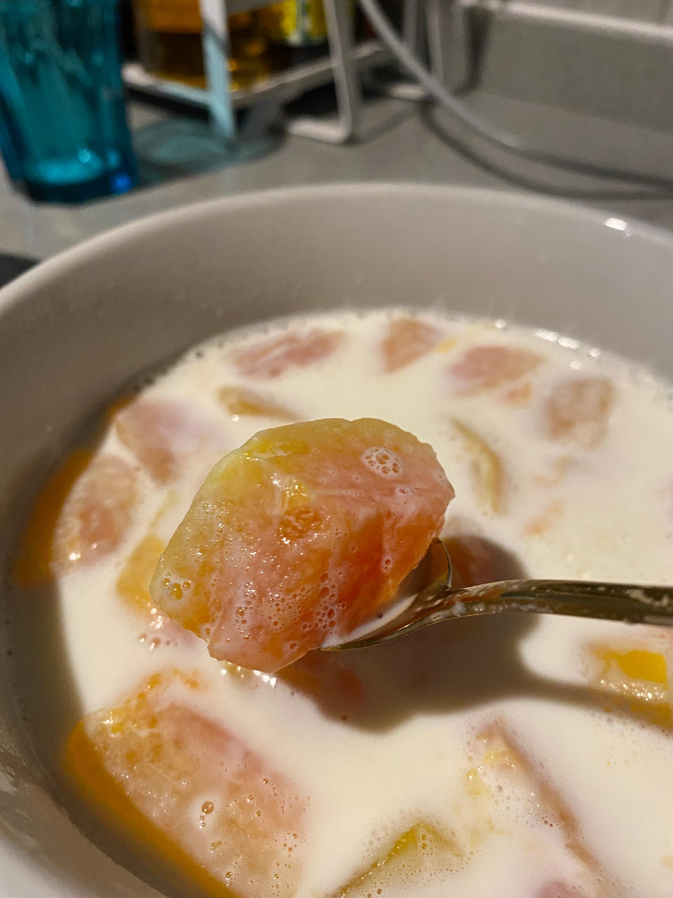 超简单广东糖水-木瓜炖牛奶