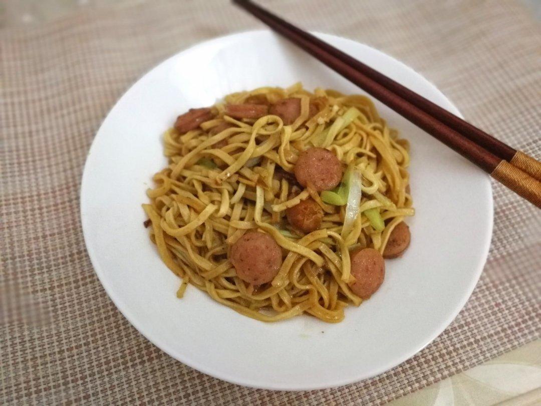乾燒伊麵 （干烧伊面）