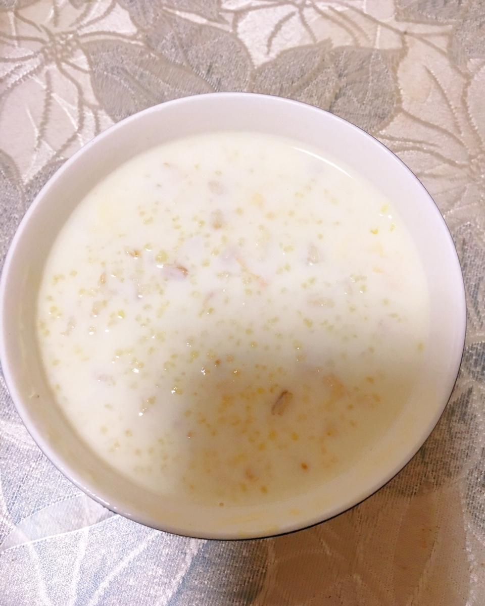 小静静424做的牛奶小米燕麦粥