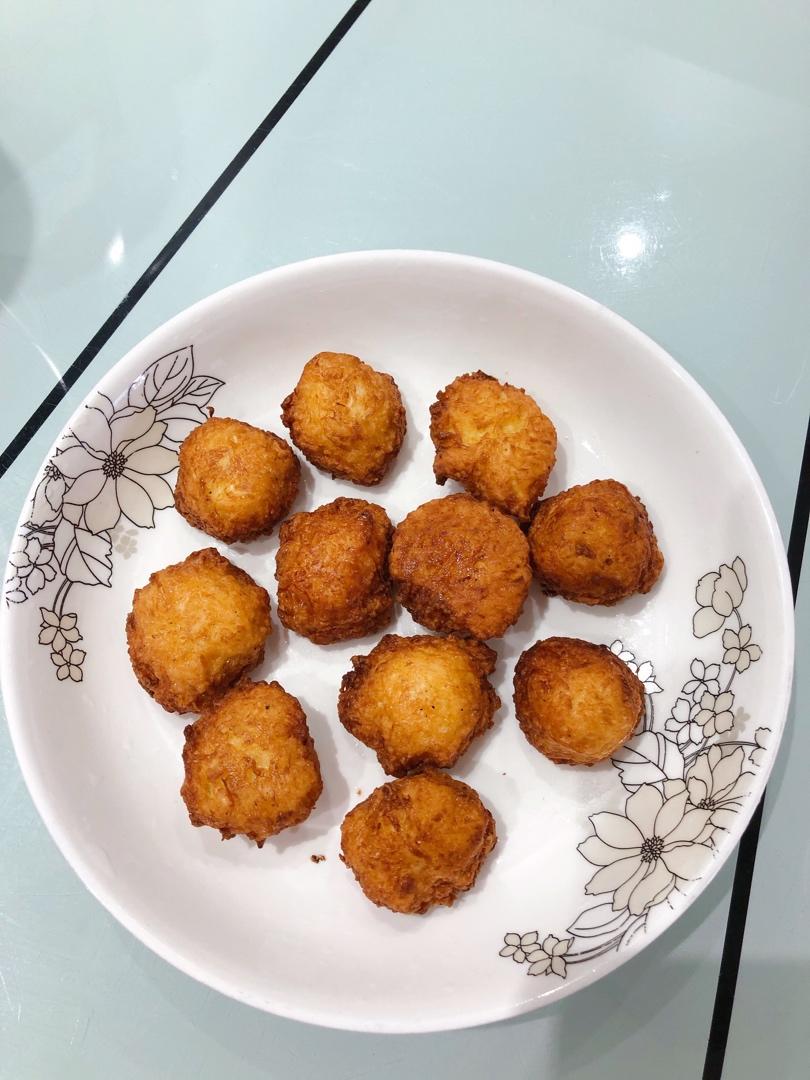 炸萝卜丝丸子