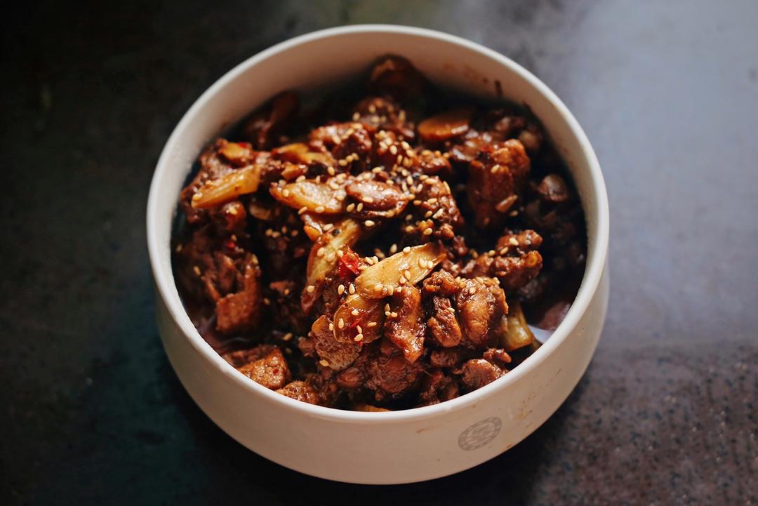 仔姜焖鸭腿