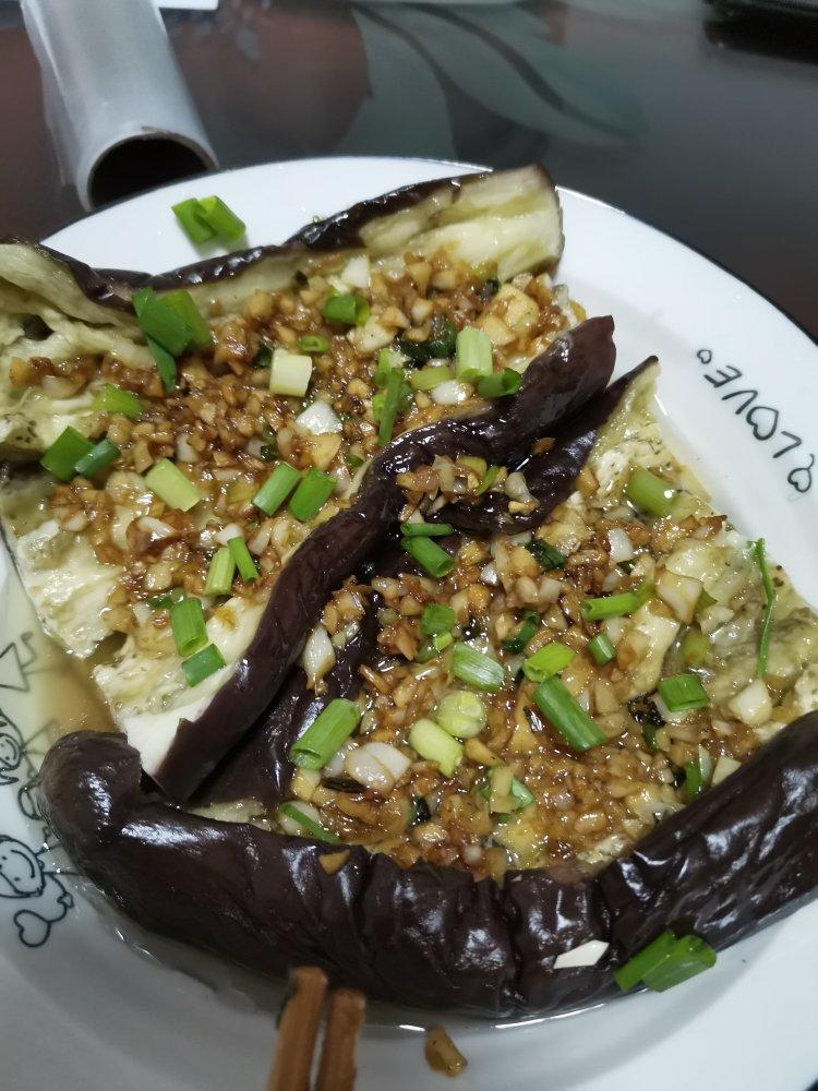 超级下饭的飘香剁椒蒜蓉蒸茄子🍆