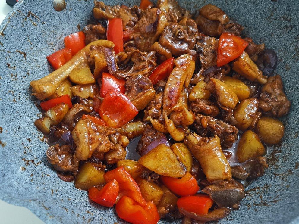 “独家”超级好吃😘一个人的饭食🥳“土豆黄焖鸡➕白米饭🍚”
