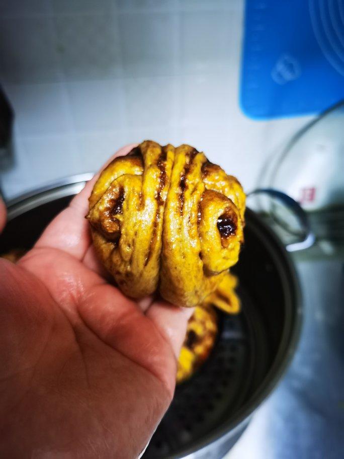 一次发酵的红糖花卷-小美版